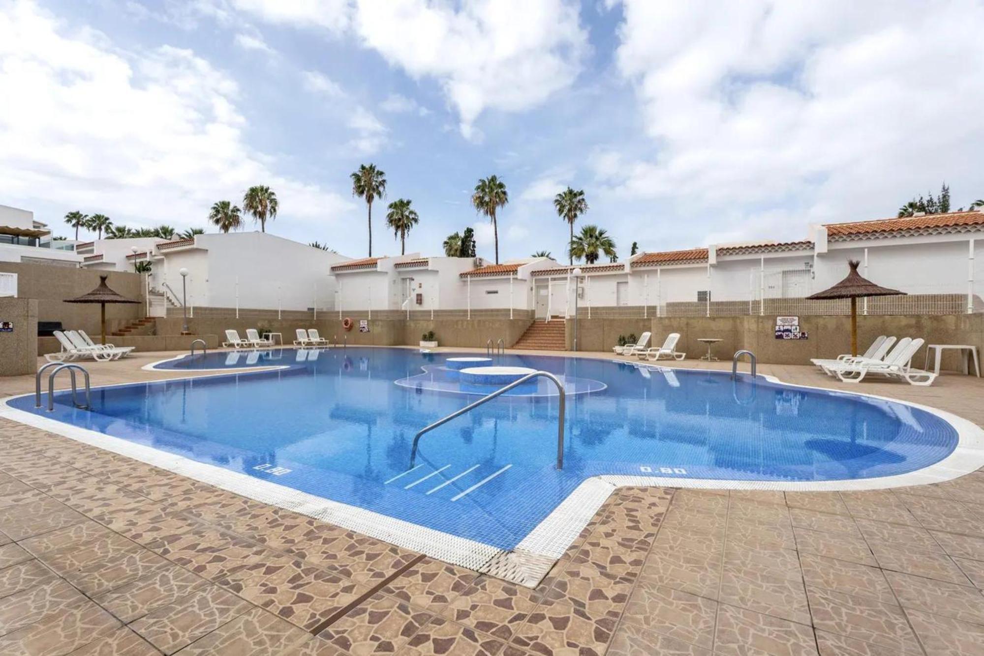 Child-Friendly, 3-Bedroom Apartment With Garden Near The Aqualand Costa Adeje  Exteriér fotografie